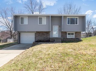 14205 Jennifer Rd, Omaha, NE 68138