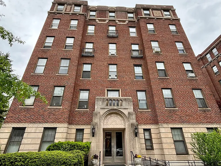1945 Commonwealth Ave #53 — Photo 11