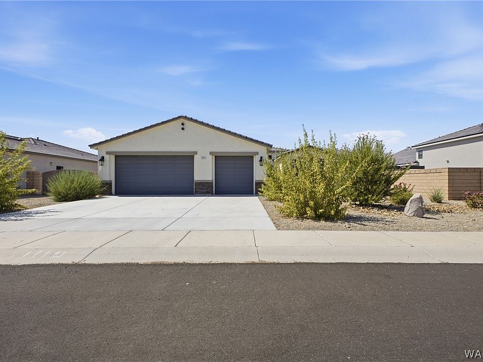 1st image of 486 Paddock Drive