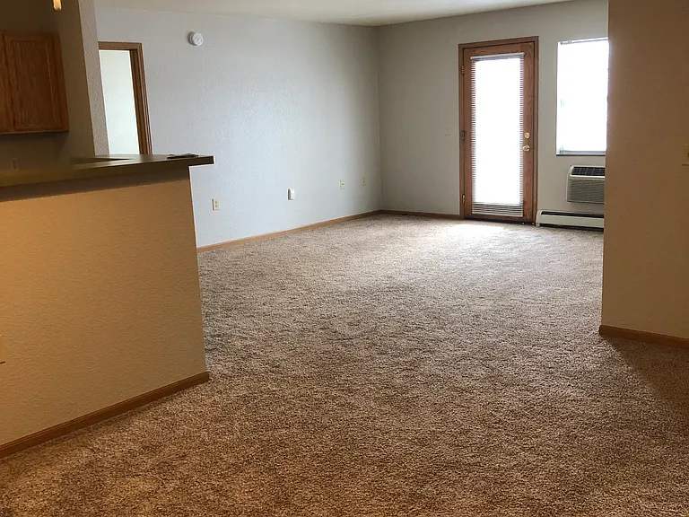 Fond du Lac- Primrose Apartments — Photo 7