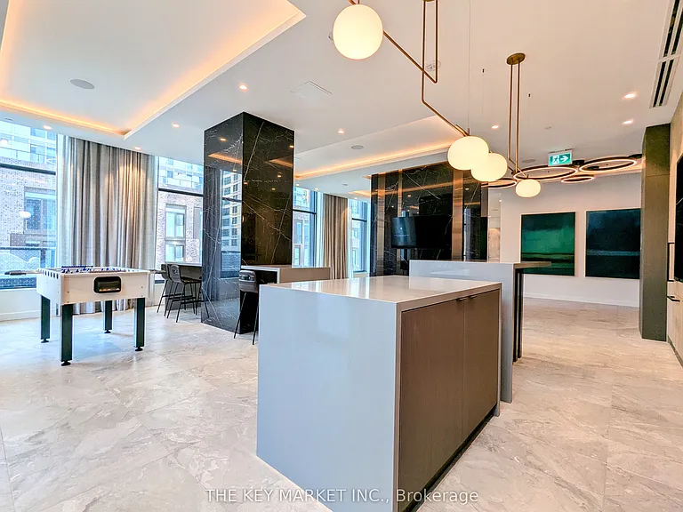 252 Church St #5110 — Photo 31