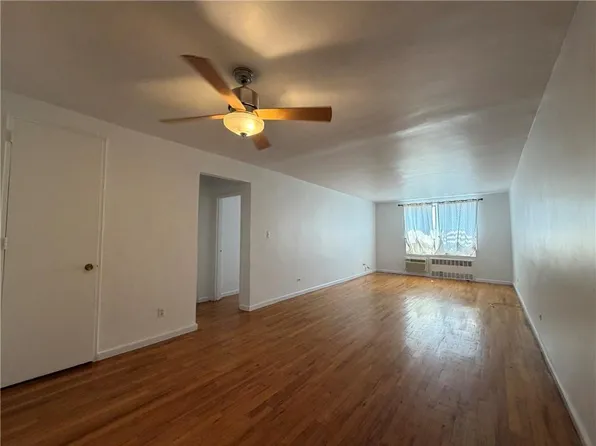 310 Beverly Rd #4H, Brooklyn, NY 11218