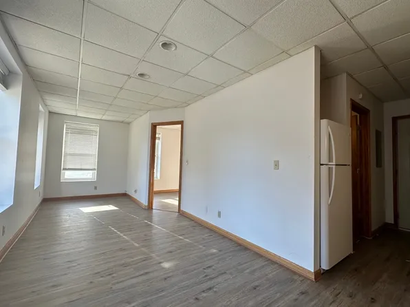 Main Street, 341 Main St #4, Racine, WI 53403