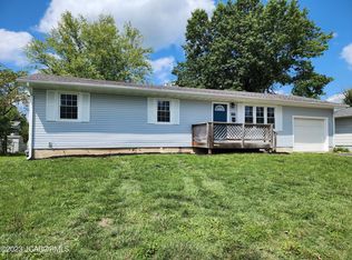 1305 Cherokee Ln, Fulton, MO 65251