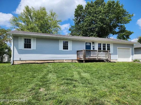 1305 Cherokee Ln, Fulton, MO 65251