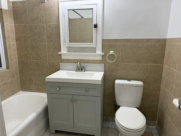 2602 W 47th St #2R — Photo 11