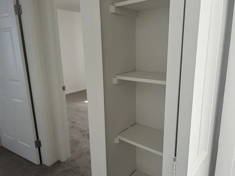 Perry Place Apartments — Photo 47