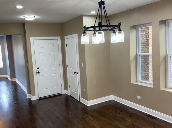 7316 S Rockwell St APT 1