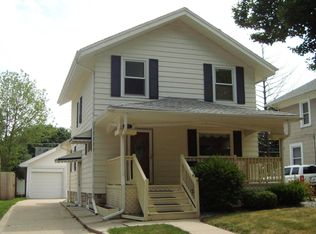 915 Braman St, Lansing, MI 48910
