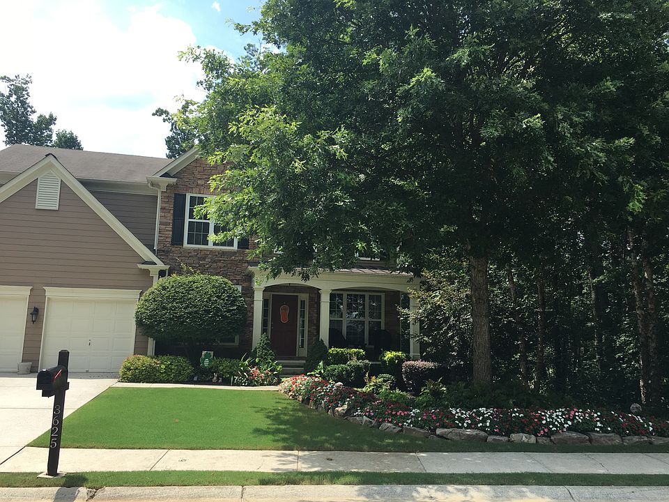 3625 Davyne Bend
