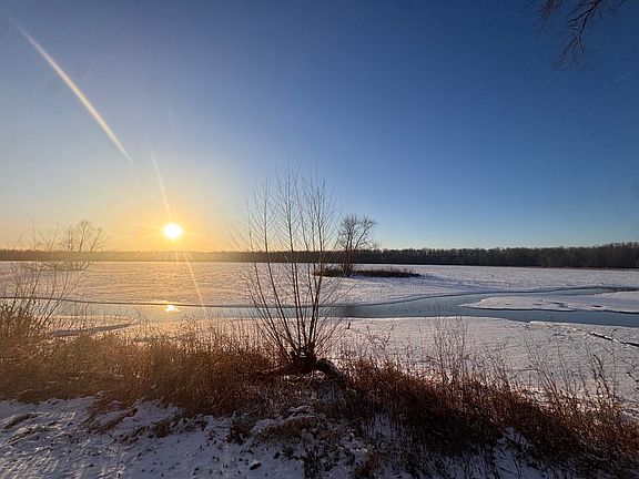 4th image of 2 Sycamore Bay