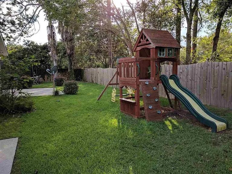 3711 Longchamp Cir — Photo 5