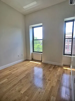 Rented by Gazal International Brokerage Group | media 24