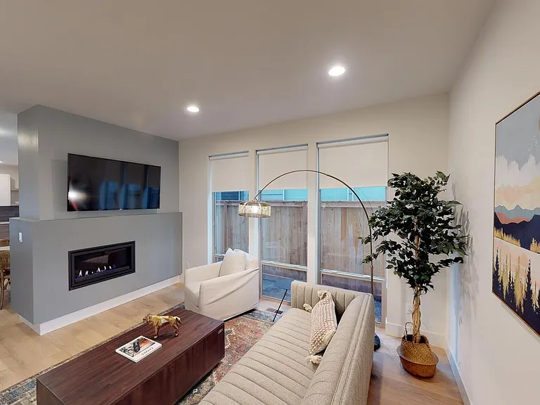 8212 N Chautauqua Blvd #A — Photo 6