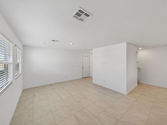 3rd image of 5929 Yee Haw St