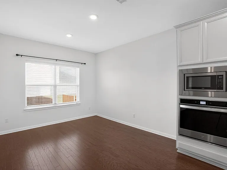 108 Meadow Wood Cv — Photo 5