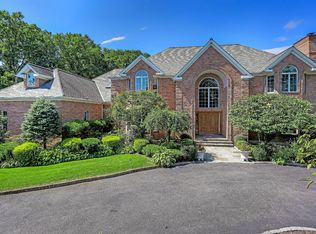 5 Fawn Ln, Armonk, NY 10504