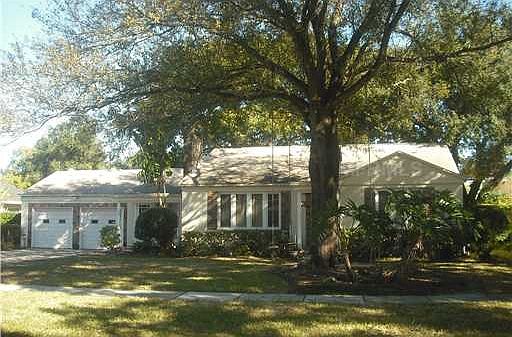 1st image of 69 Bahama Cir