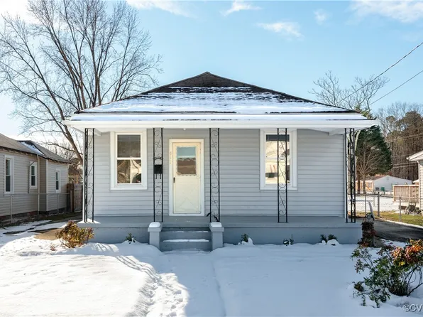 411 Clover Hill Ave, Colonial Heights, VA 23834