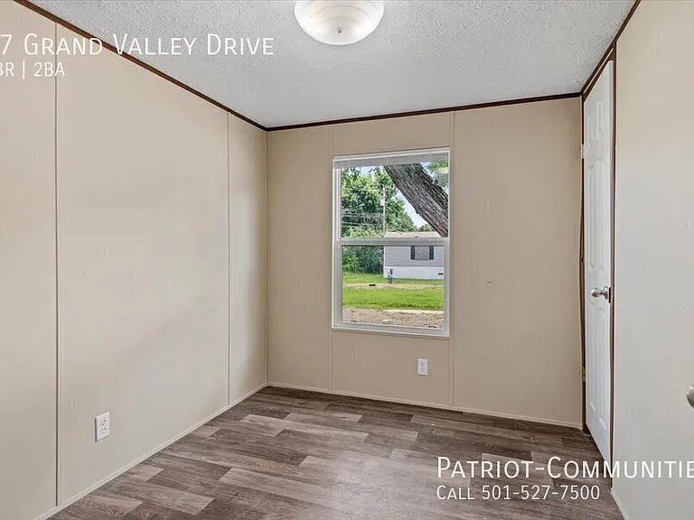 17 Grand Valley Dr — Photo 16