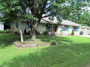 737 Circle Dr, Grove, OK 74344