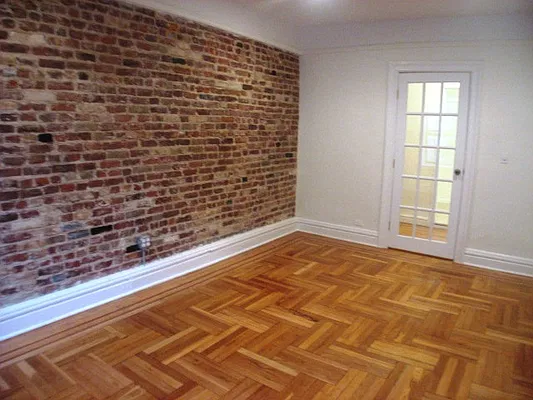 Rented by PMG Real Estate  | media 2