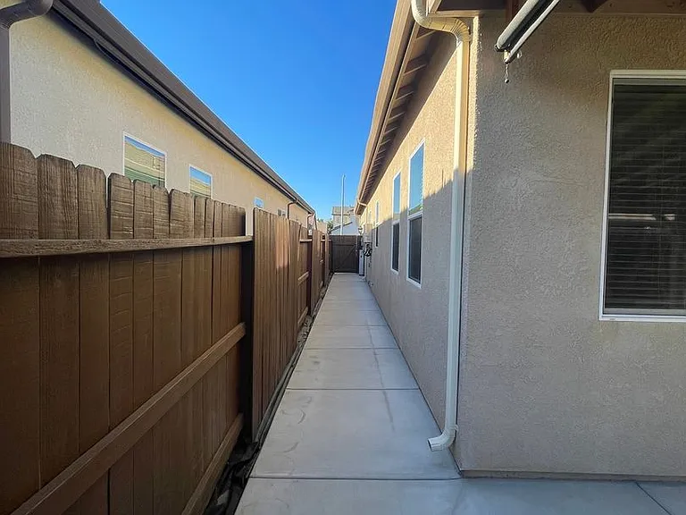 1210 Wildcat Dr — Photo 23