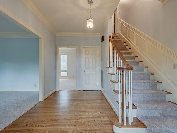 2nd image of 533 London Way