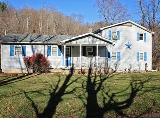 7812 Potts Creek Rd, Covington, VA 24426