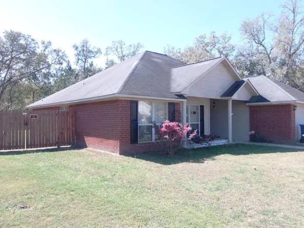 166 Gloucester Dr, Midway, GA 31320