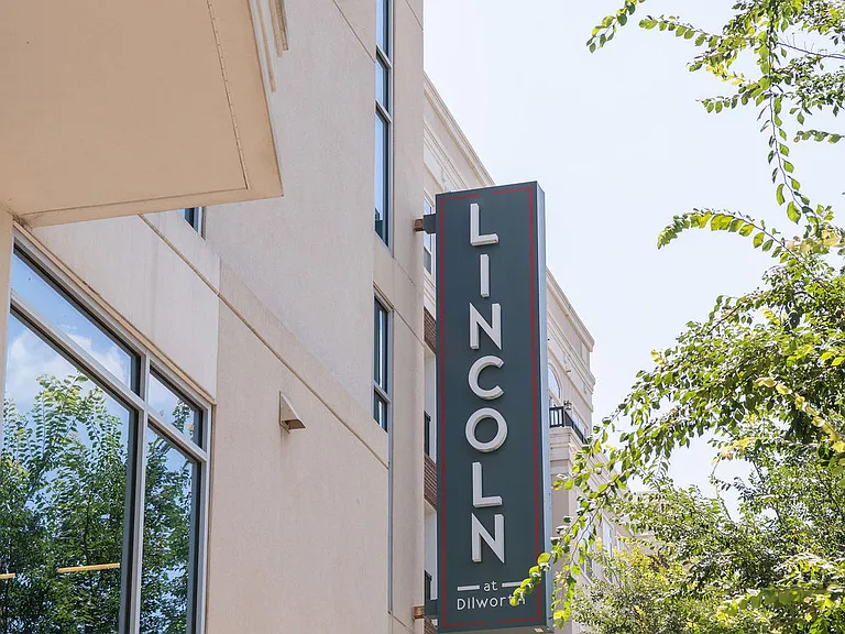 Lincoln at Dilworth — Photo 69