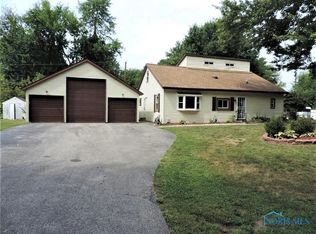 5827 Roan Rd, Sylvania, OH 43560