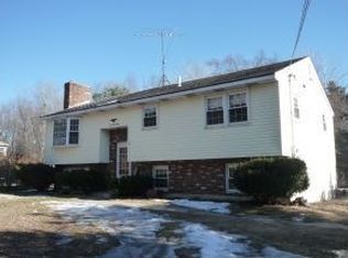 243 Brickett Rd, Manchester, NH 03109