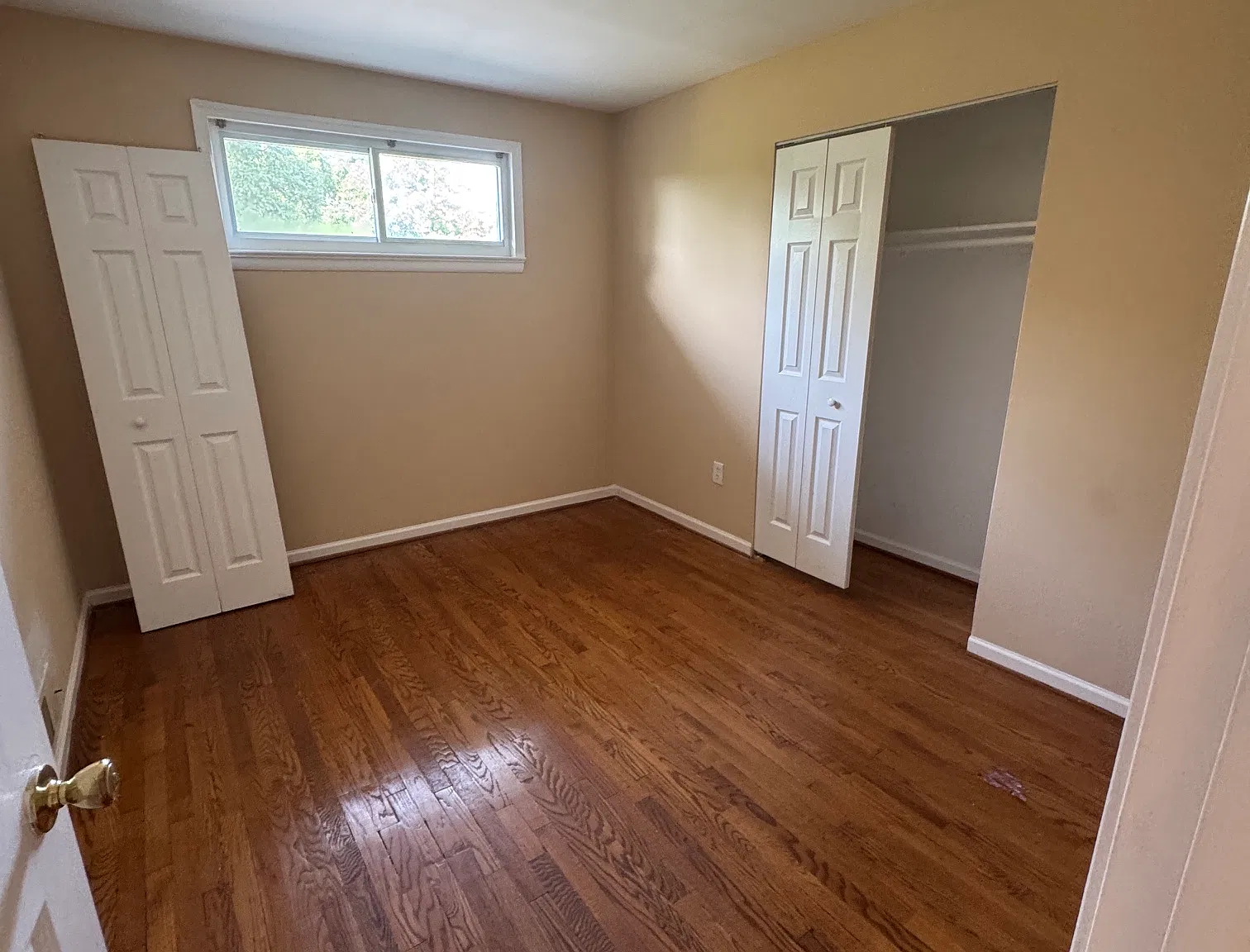 5 bed, 2298 sqft, $3,200 — Photo 4