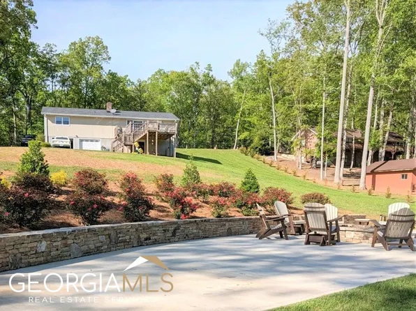 2255 Cedar Cliff Rd, Hiawassee, GA 30546