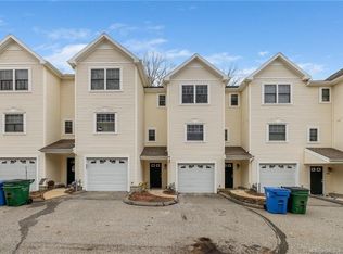 160 Summit St #160, Norwich, CT 06360