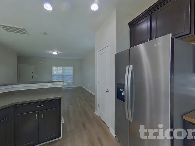 539 Branch Wood Dr — Photo 5