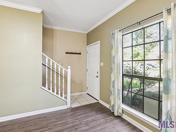 5th image of 909 W Tony St APT B