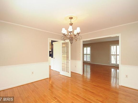 4th image of 10503 Providence Way