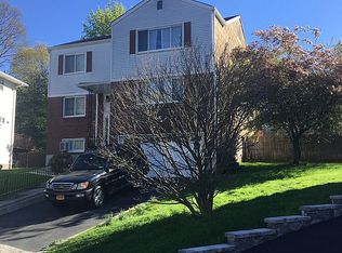 57 Ridge Rd, Dobbs Ferry, NY 10522