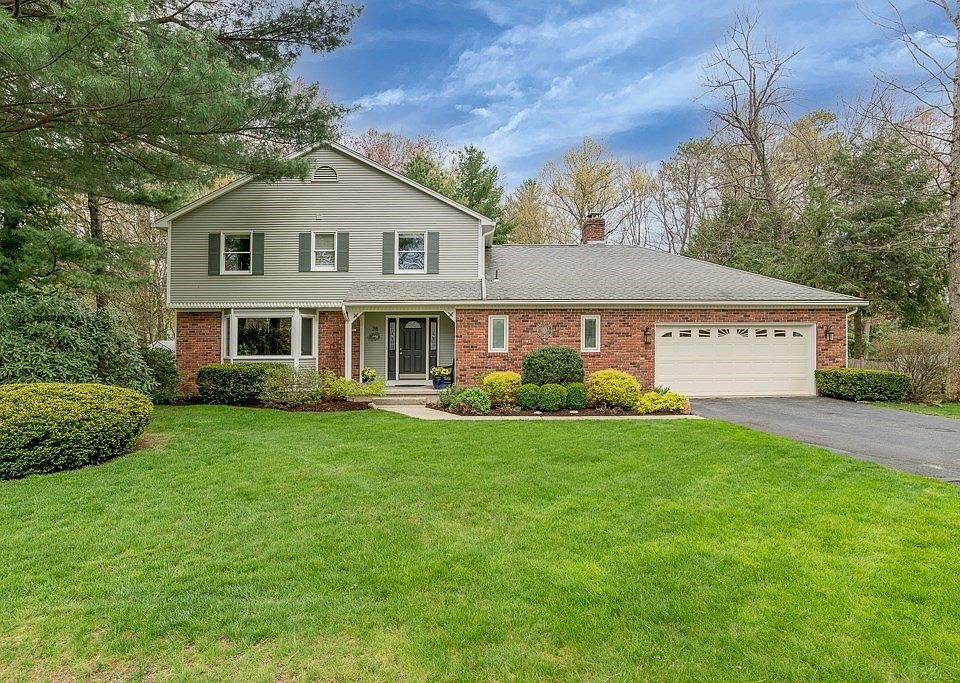 28 Canterbury Ln, Longmeadow, MA 01106 | Zillow