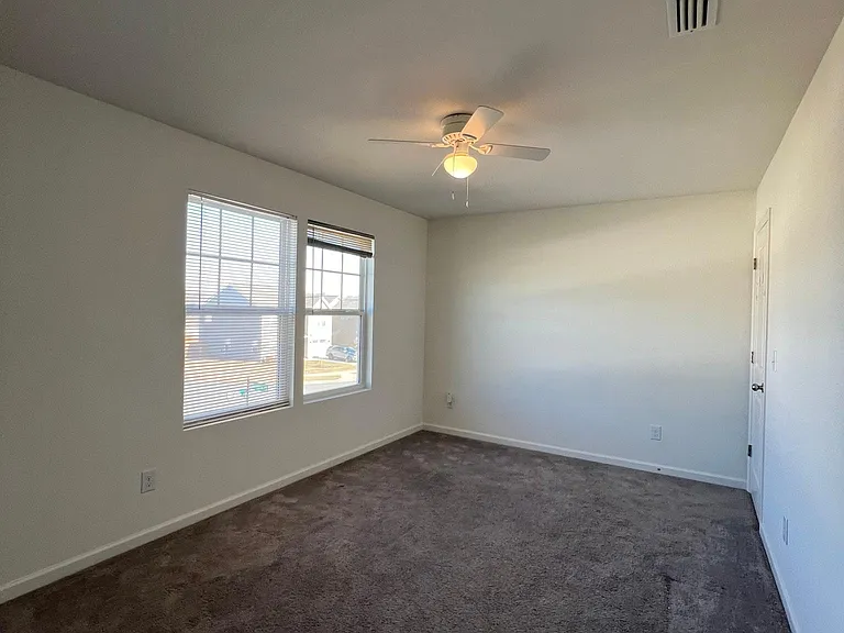 603 Falls Ln — Photo 10