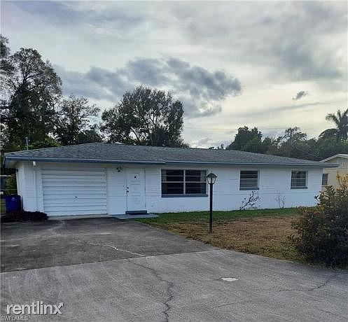 1st image of 223 Lakeview Dr
