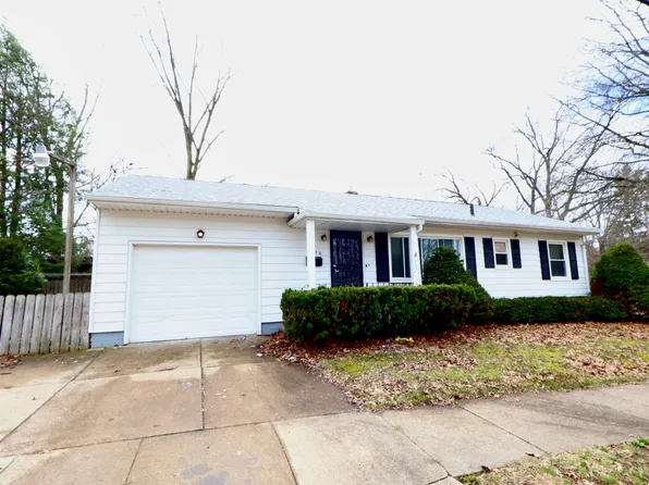 2076 Congo St, Akron, OH 44305