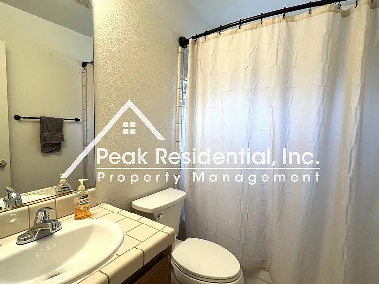 7927 Parmis Ct — Photo 17
