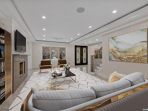 5th image of 117 Six Park Lane Ln S