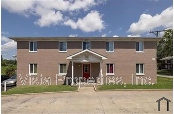Building Photo - 4913 Saddlebrook Ln #4