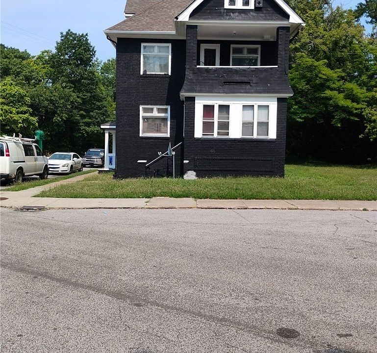 1st image of 10809 Woodstock Ave