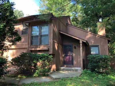 135 Thimbleberry Rd, Malta, NY, 12020