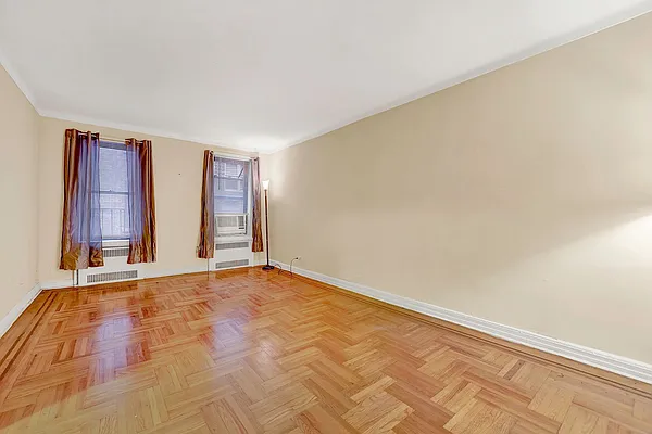 Sold by Remax Edge | media 18